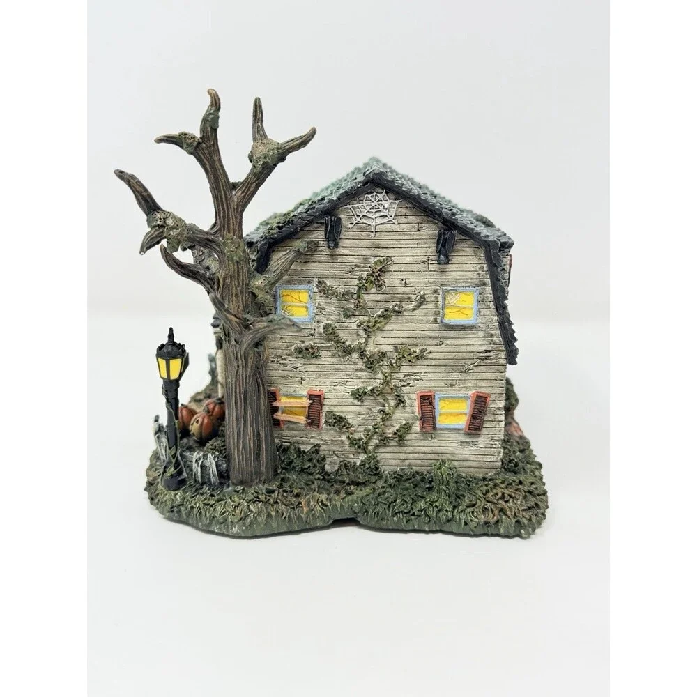 Hawthorne Village Nightmare on Elm Street 842 Elm St Village of Horror Box COA
